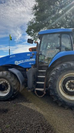 <br /><b>Notice</b>:  Trying to access array offset on value of type null in <b>/home/storage/8/d9/a